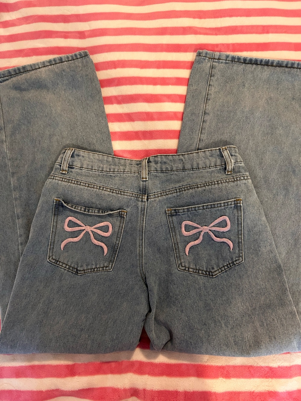 Edikted Low Rise Light Blue Denim Jeans with Pink Embroidered Bows